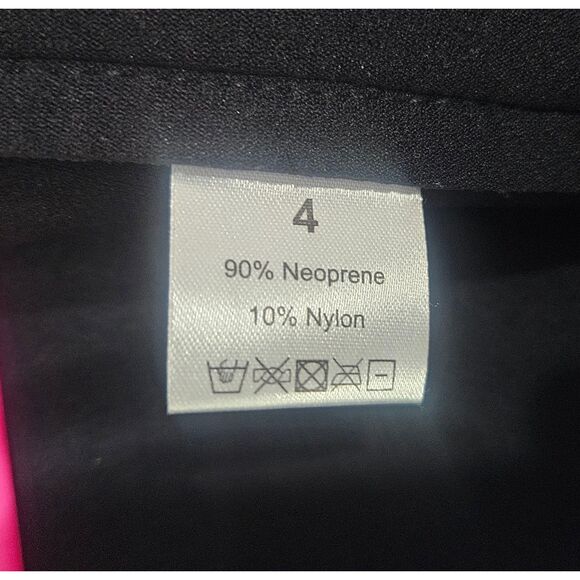 Seaskin Wetsuit Children's Size 4 Navy and Fusha Short Sleeve - Picture 2 of 5